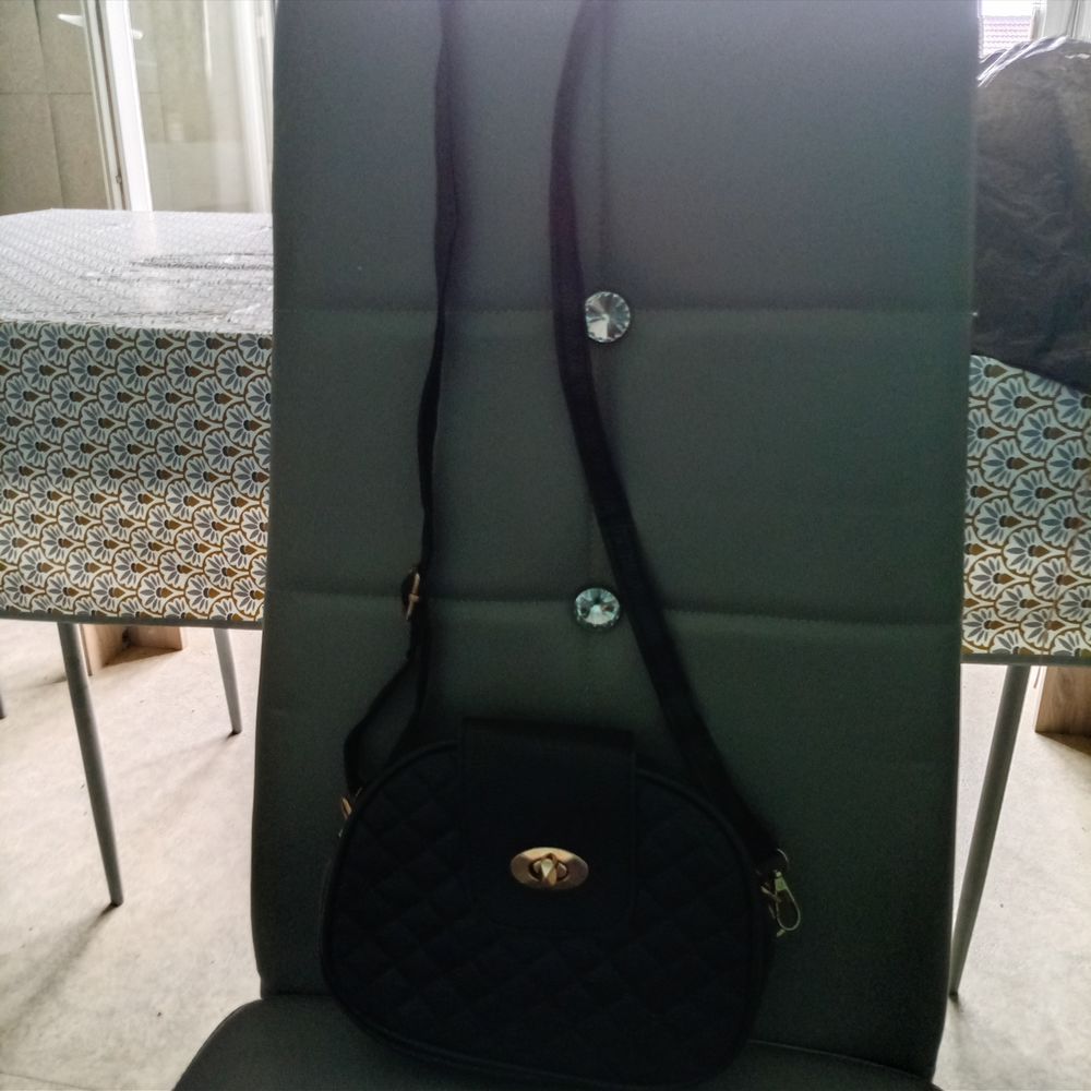 Sac &agrave; main femme en bandouli&egrave;re Maroquinerie