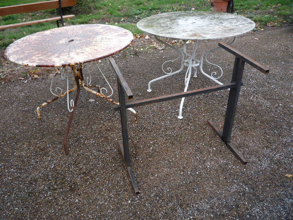 Table ronde fer forg&eacute; / structure Meubles