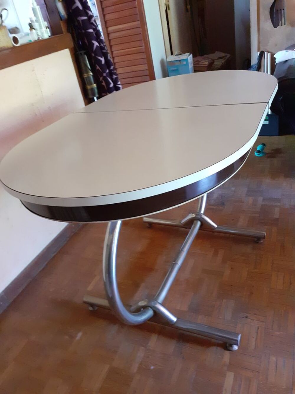 TABLE PRATIQUE FORMICA BLANC ANNEE 1960 Meubles