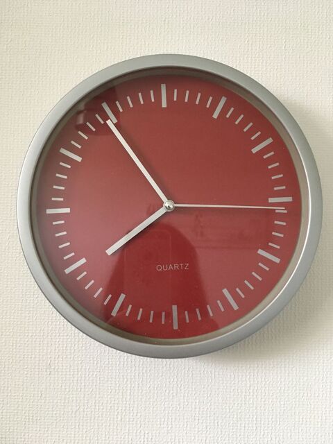 Horloge  Quartz 8 Poitiers (86)