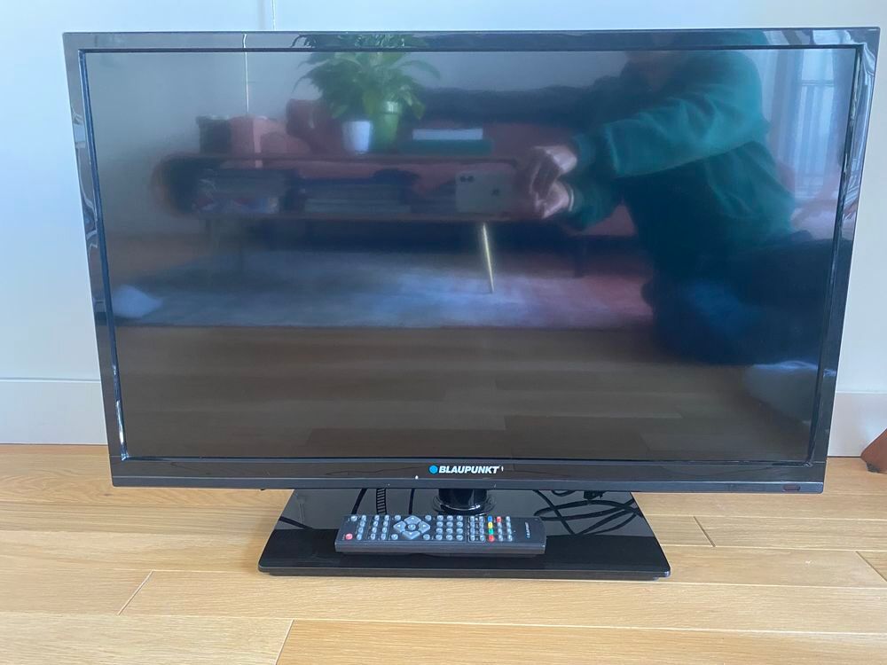 
32" LED HD T&eacute;l&eacute;vision Blaupunkt (81 cm) Photos/Video/TV