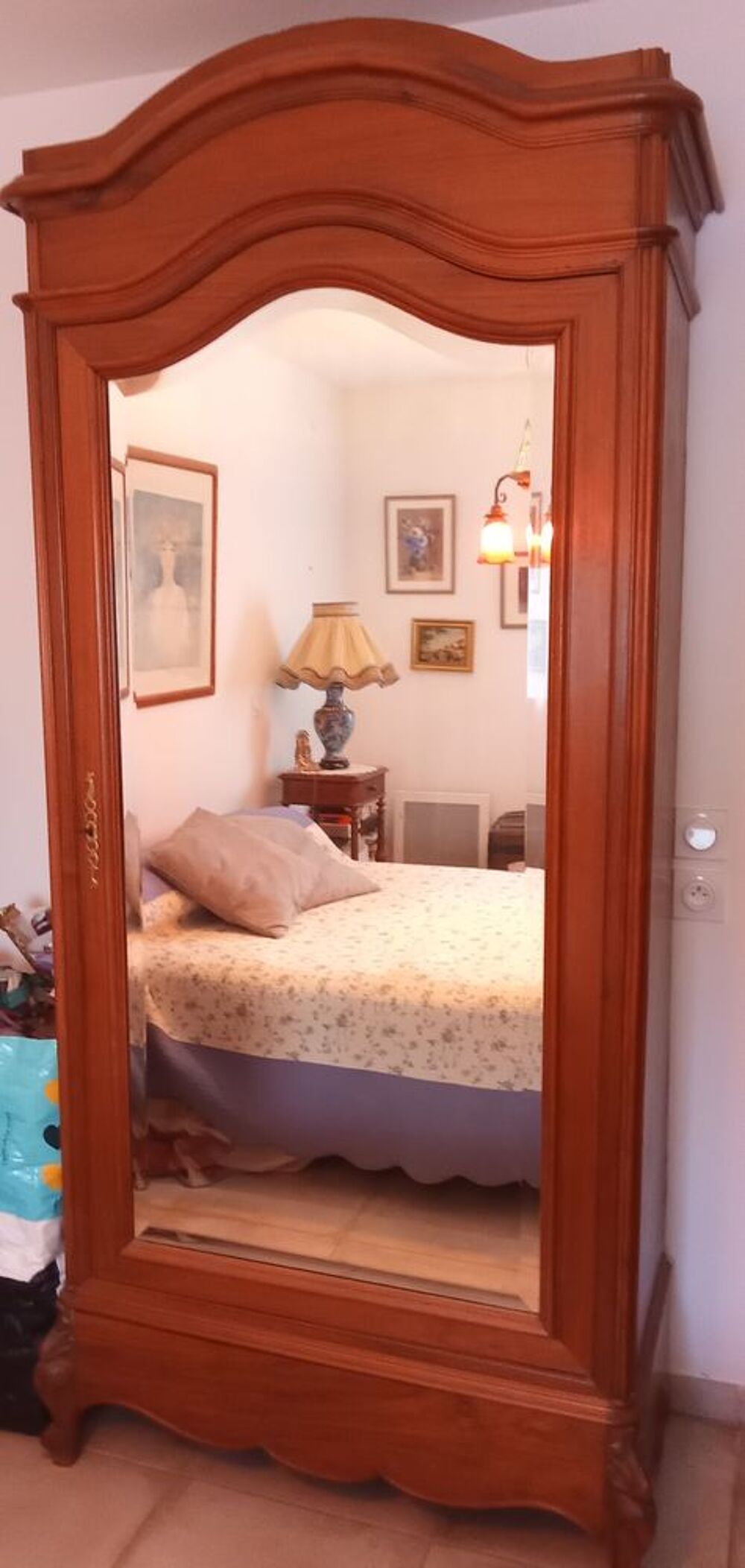 Armoire ancienne avec miroir Meubles