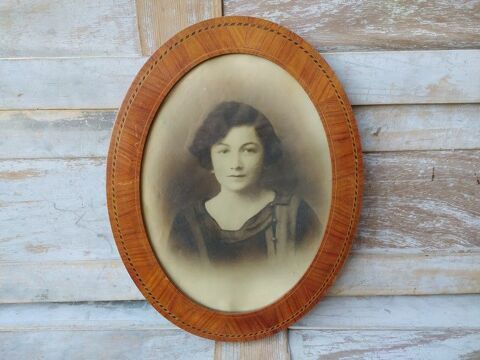 Portrait Femme Cadre Photo Marqueterie Bois Art Déco
60 Loches (37)