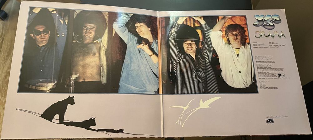 Yes - " Drama " [Vinyle LP Album 33 tours 12" - 1980] CD et vinyles