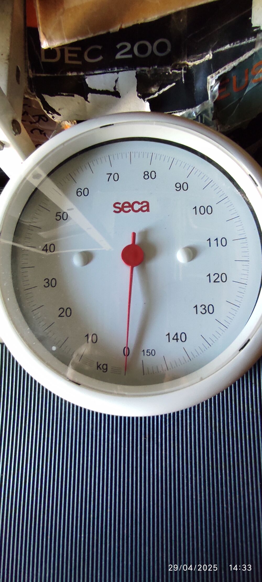 P&egrave;se-personne m&eacute;canique professionnel SECA. Electroménager