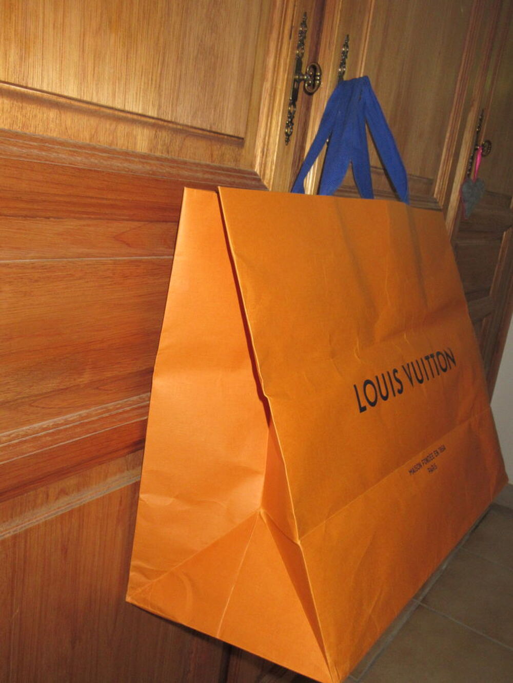 Sac carton louis vuitton top