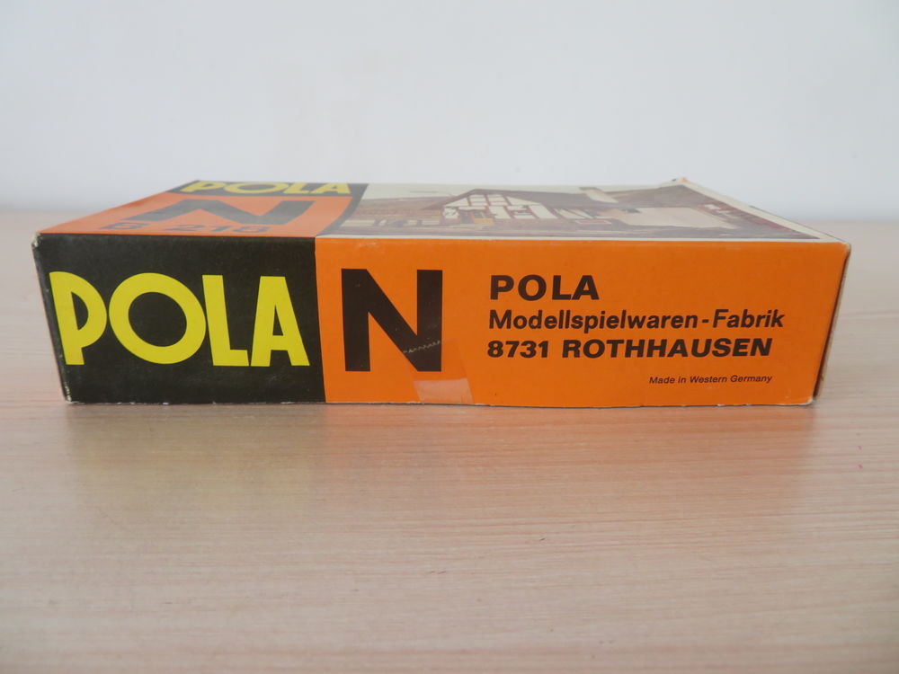 1975 Pola B 218 &eacute;chelle N 1:160 Kit maison garde-barri&egrave;re Jeux / jouets
