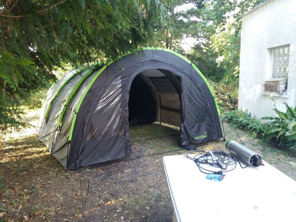 Tente tunnel quatre places Jardin