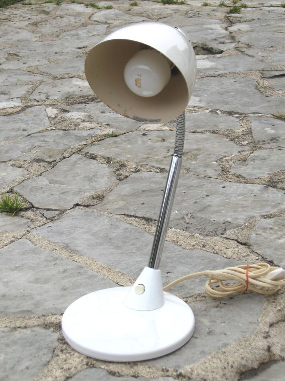 Lampe de bureau vintage blanche Décoration