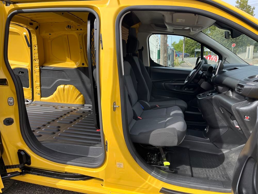 Berlingo BERLINGO VAN M 650 BLUEHDI 130 S&S EAT8 DRIVER 2020 occasion 42700 Firminy