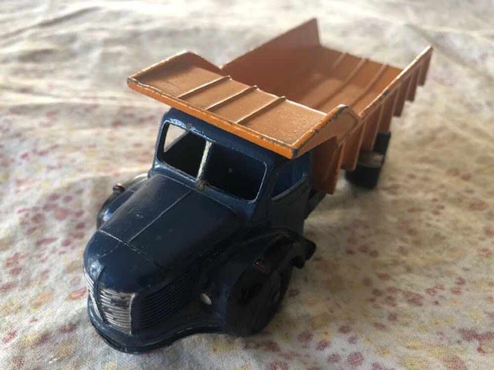 Dinky Toys / Meccano 