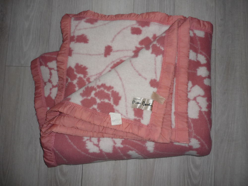 couverture courtelle 220/240 Meubles