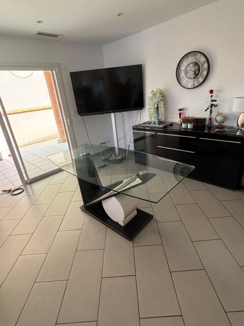 salle a manger salon 0 Tresserre (66)