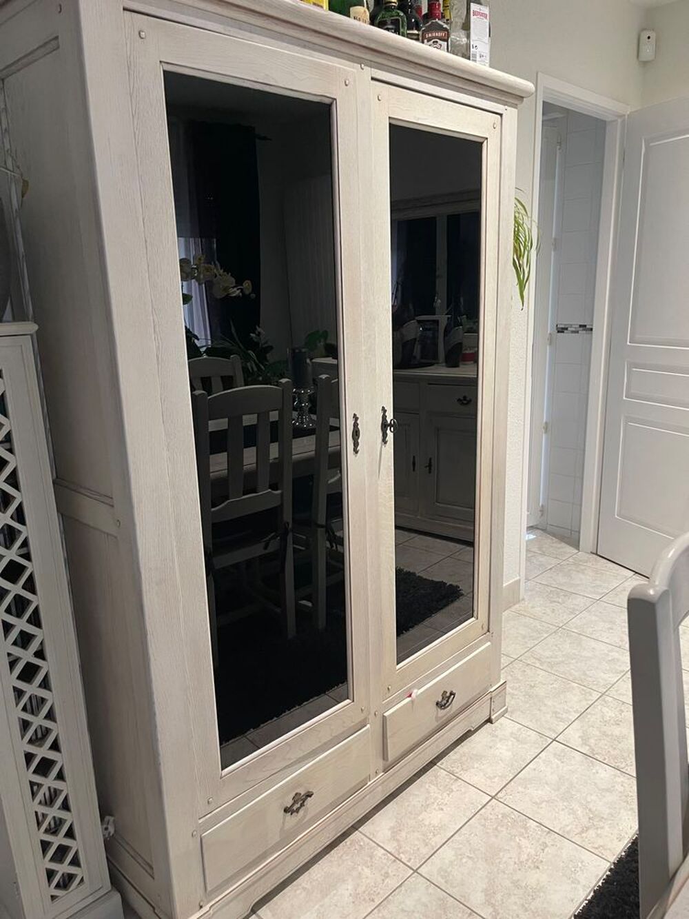 Magnifique mobilier pour salle &agrave; manger en bois massif beige Meubles