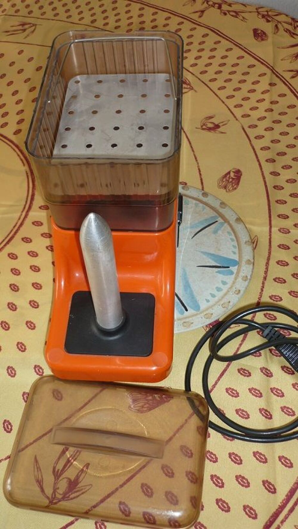 MACHINE A HOT DOG Cuisine
