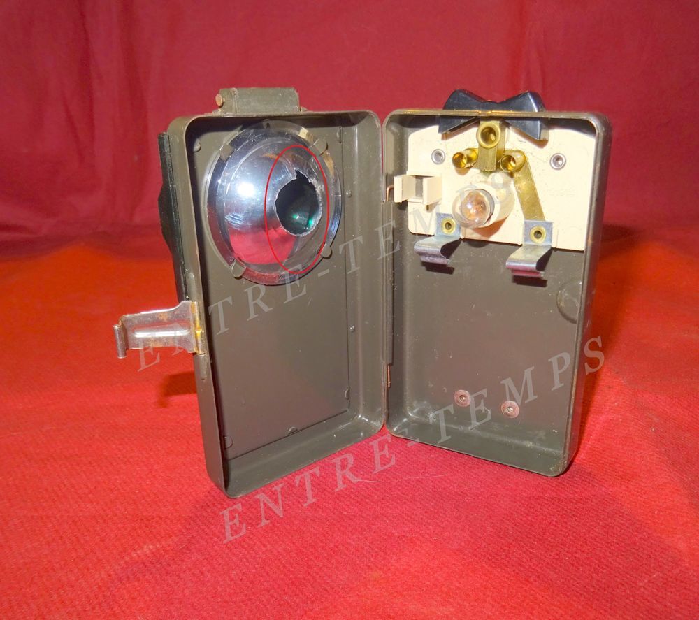 ELVES LAMPE MILITAIRE DE POCHE TYPE ALLEMANDE 