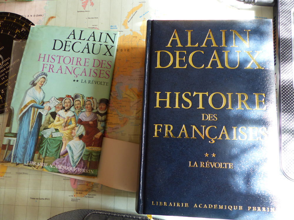  &quot; Histoires des Fran&ccedil;aises ** La R&eacute;volte &quot; Livres et BD