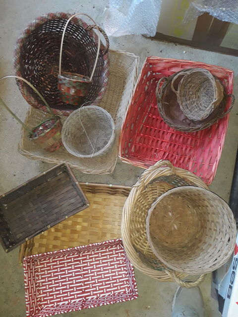 paniers d'osier
1 Beauquesne (80)