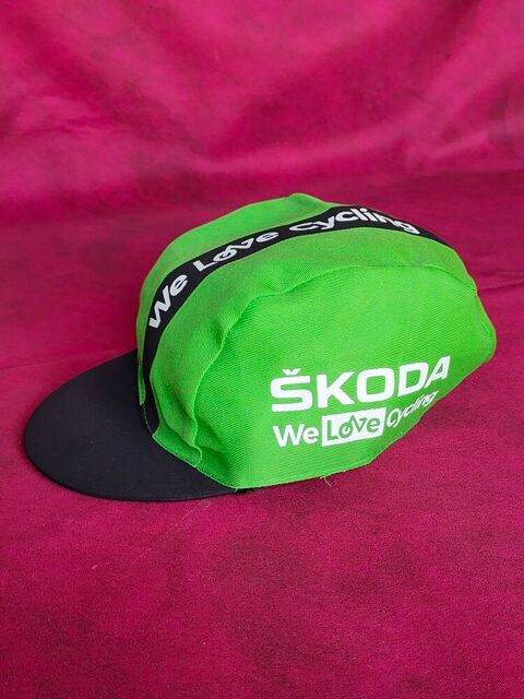 Casquette skoda verte et noire neuve Avermes (03)