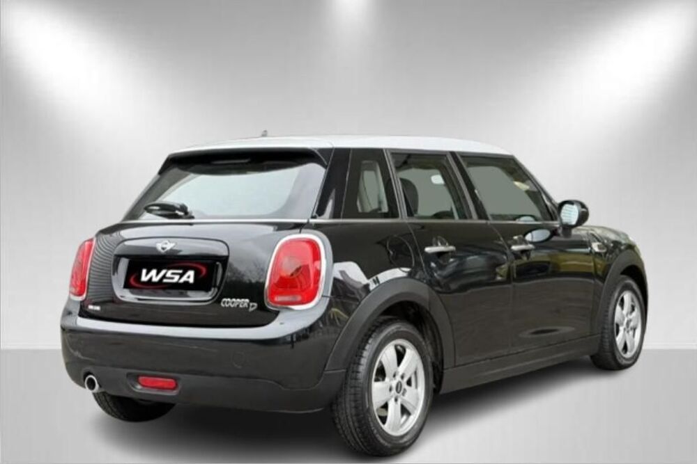 Cooper D MINI COOPER D 5 PORTES 116cv 2017 occasion 55100 Verdun