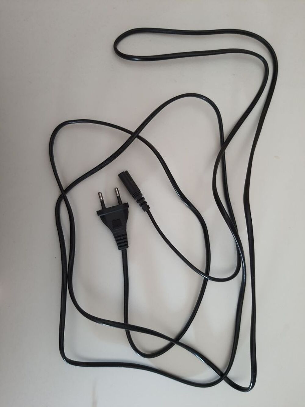 Cable 2 Broches Broches IEC C7 Matériel informatique