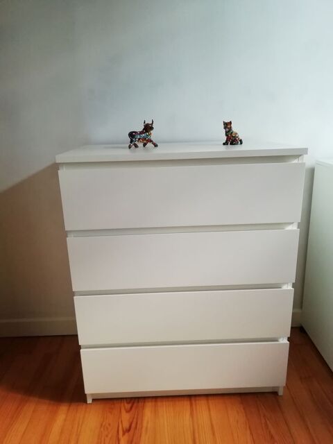 Commode blanche 35 Marennes (69)