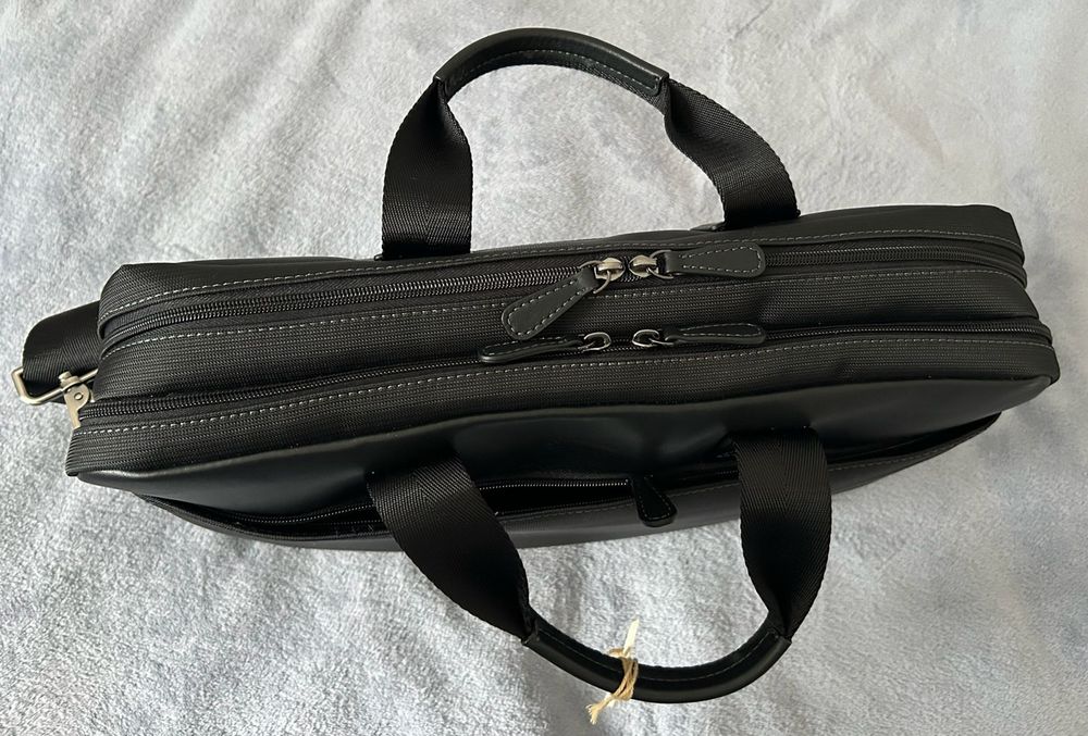 GRANDE Mallette/Sacoche RIGIDE et NEUVE avec nbx rangements Maroquinerie