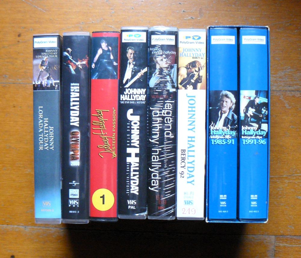 Johnny Hallyday : lot de 8 K7 VHS Photos/Video/TV