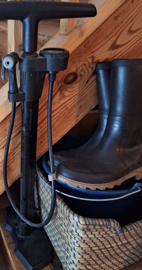 Pompe � v�lo parfait �tat  10 Grenoble (38)