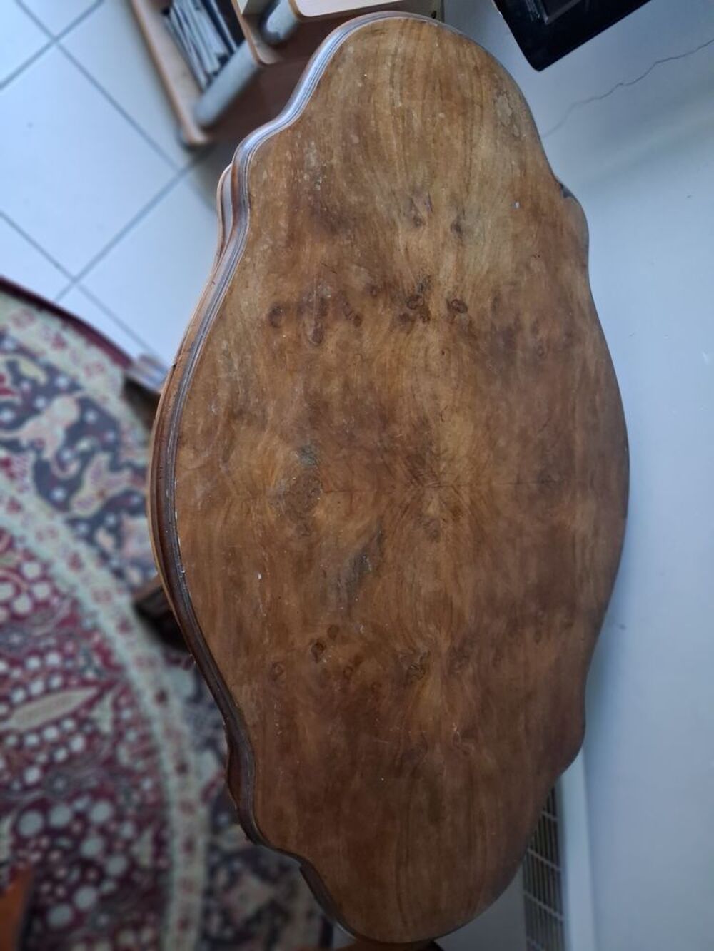 table d'appoint en merisier Meubles