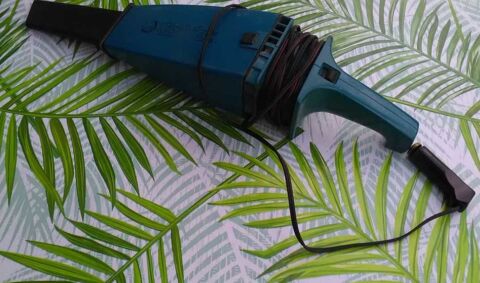 Aspirateur 25 Biches (58)