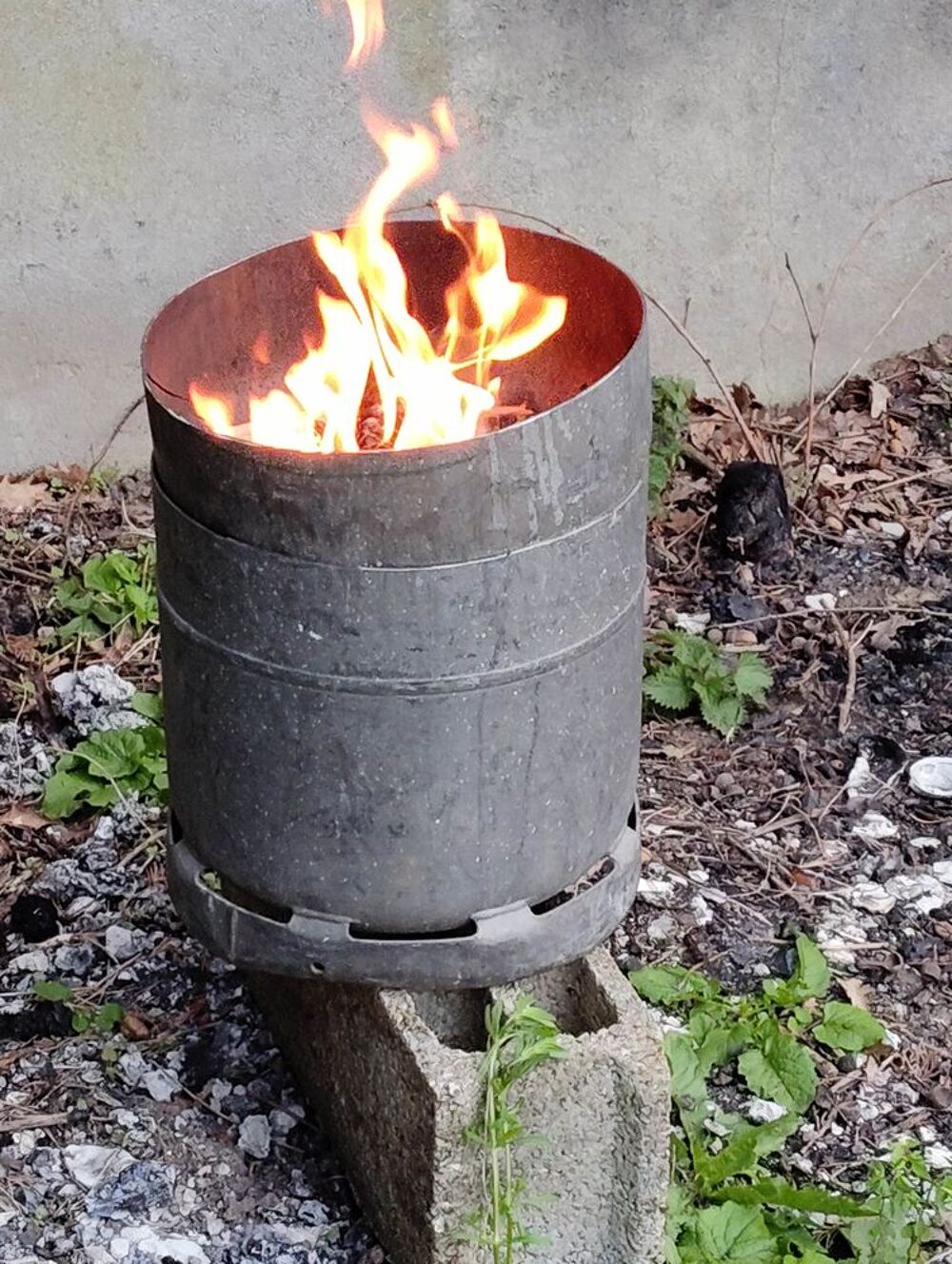Barbecue, brasero, grill (fabrication personnelle) bricol&eacute;s Bricolage