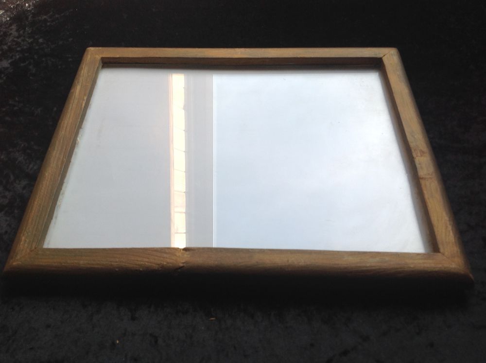 ANCIEN CADRE EN BOIS AVEC VERRE 41,5 x 34 cm Envoi Possible
Décoration