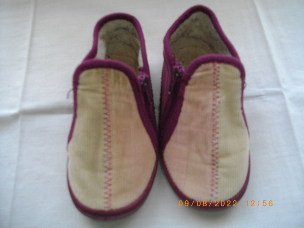 Chaussons rose et violet pour enfant - Pointure : 23 Chaussures enfants