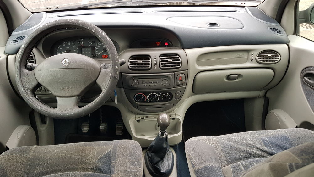 Sc&eacute;nic M&eacute;gane 1.9 DTI RXT 1999 occasion 41500 Cour-sur-Loire