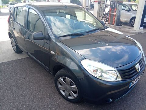 Annonce voiture Dacia Sandero 3950 �