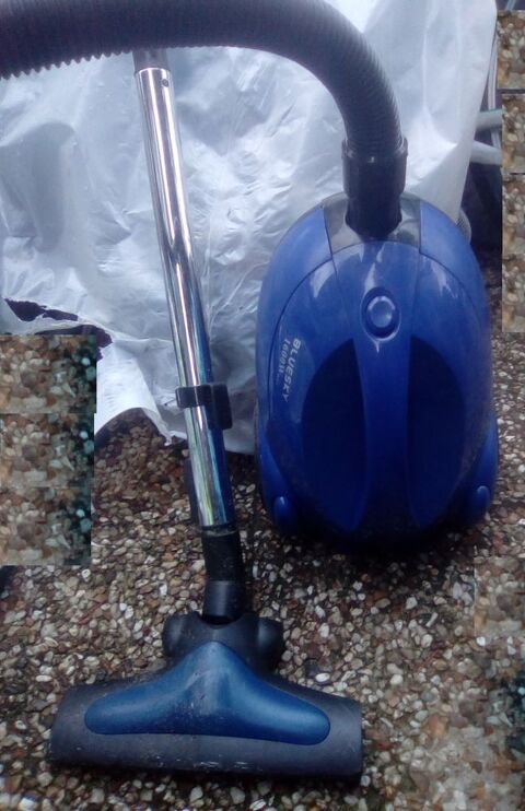 aspirateur Bluesky 15 Beauchamp (95)