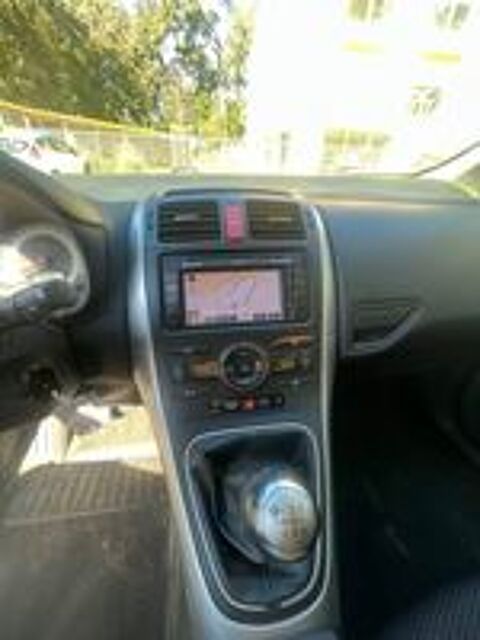 Auris 1.4D4D 2011 occasion 33240 Saint-Laurent-d'Arce