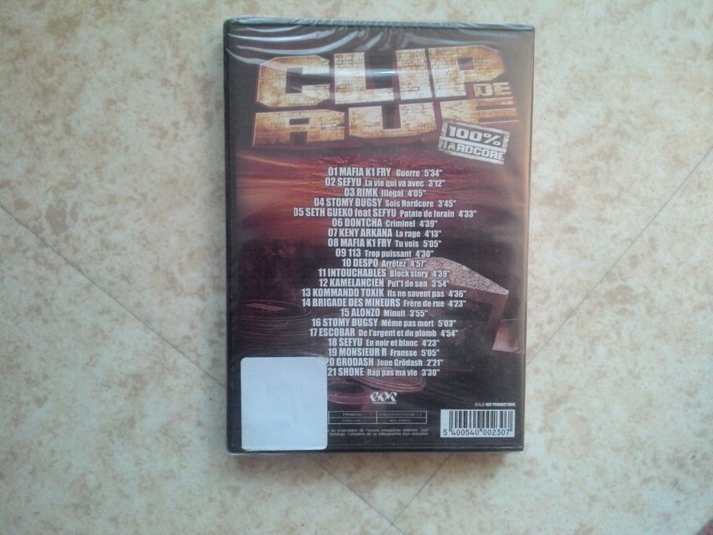 DVD RAP FRANCAIS
CLIP DE RUE
DVD NEUFS ET SOUS BLISTER
50 EX DVD et blu-ray