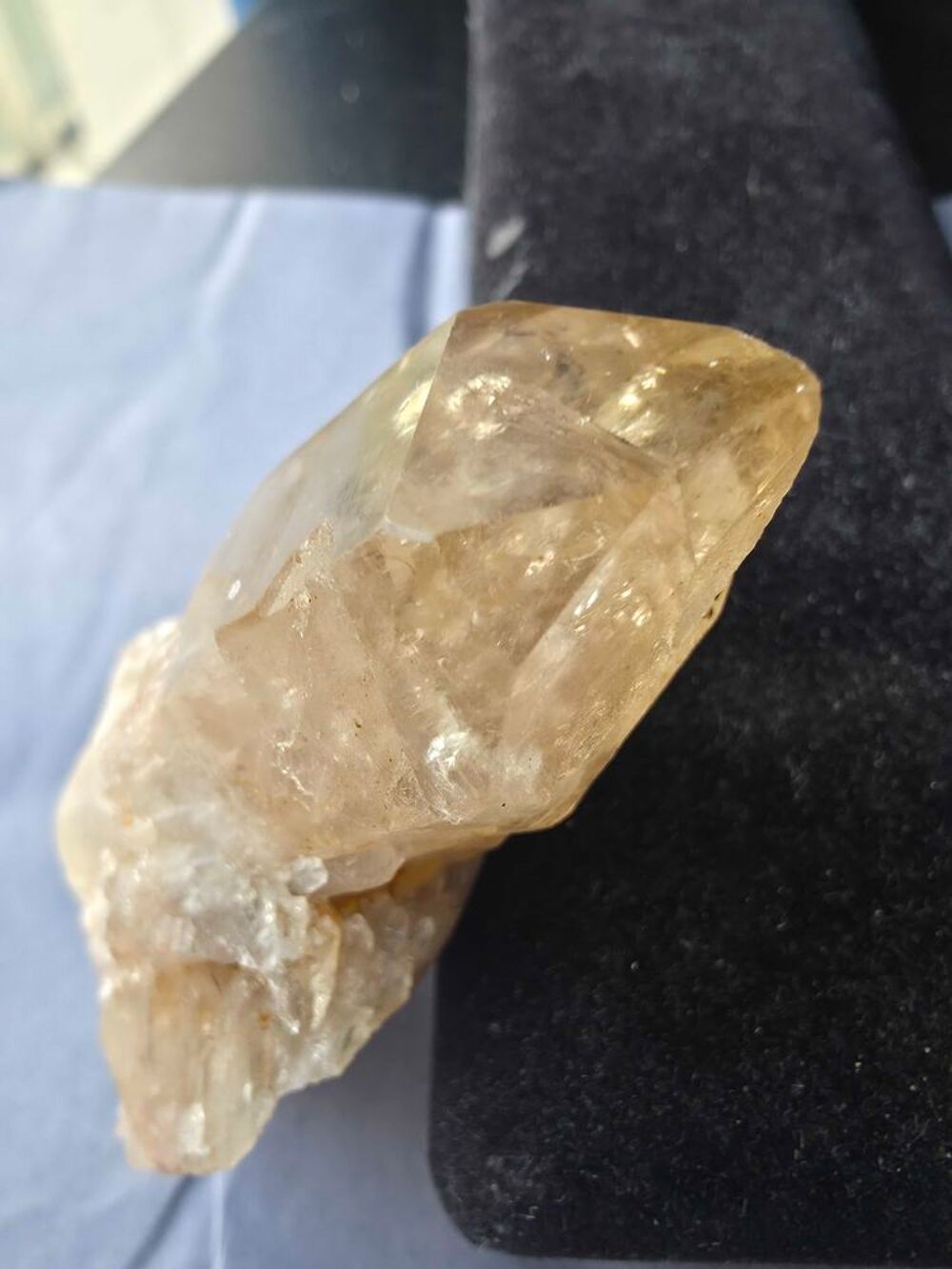 Pointe de Citrine brute de Kolwezi RDC-Collection 60g 