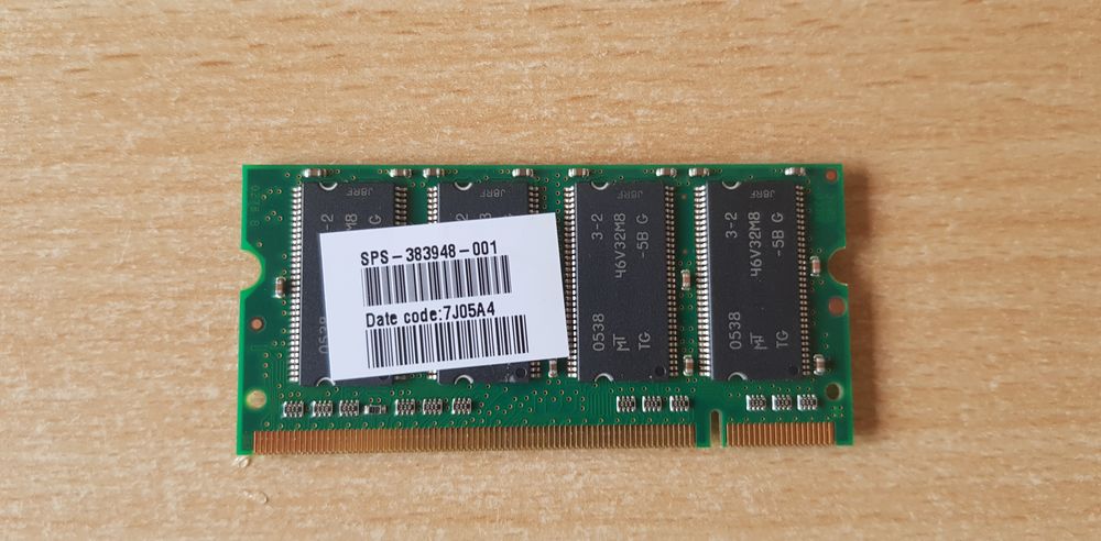 Micron MT9VDDT3272HY-335G2 PC2700S-2533-1-Z 256MB Memory RAM Matériel informatique