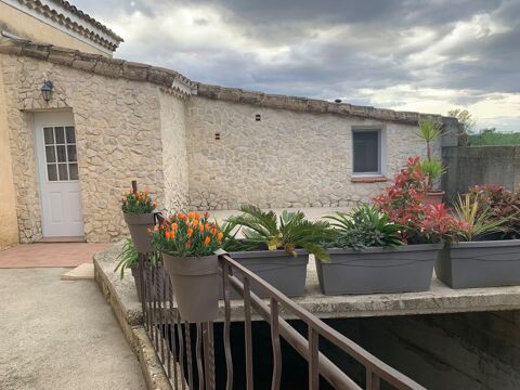   Villa 142M� + maison ind�pendante 80M� Villa - 8 pi�ce(s) - 222 m�