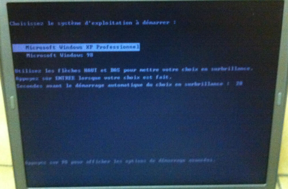 PC portable Dell Wifi DVD CDRW (dual boot Windows 98 / XP) Matriel informatique