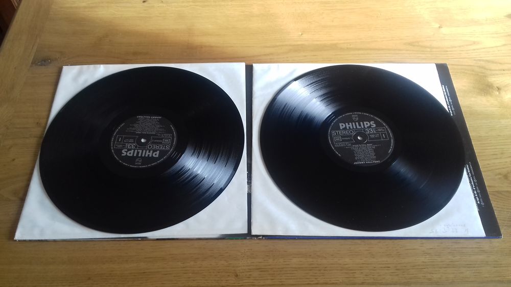 Vinyle 33T Johnny double album de 1973 ...Rock n roll Man CD et vinyles