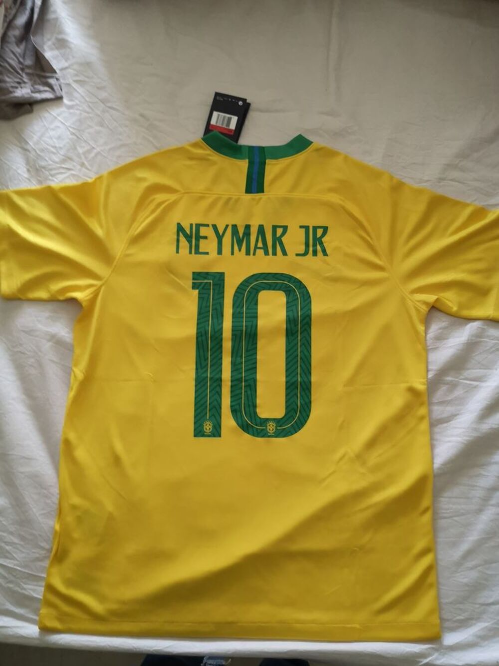 Maillots &eacute;quipes Br&eacute;sil Real Madrid Juventus Turin et OM. Vêtements
