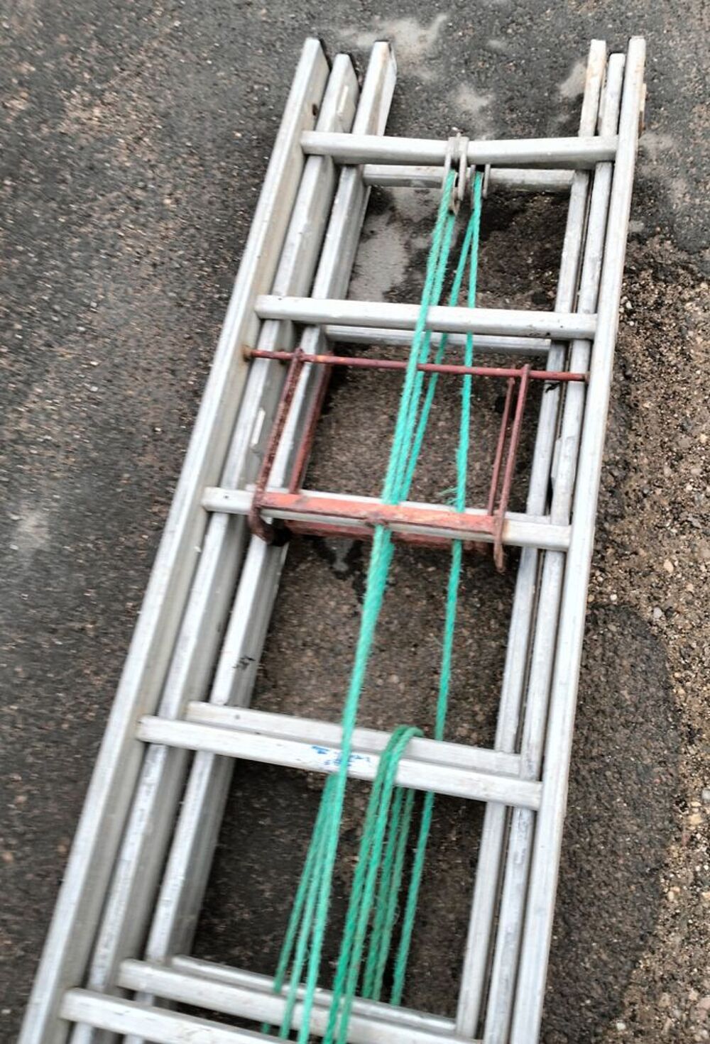 centaure Echelle coulissante &agrave; corde 3 plans 3x12 echelons Bricolage