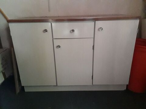 Buffet bas 40 Espinasse-Vozelle (03)