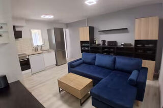  Appartement à louer 5 pièces 66 m²