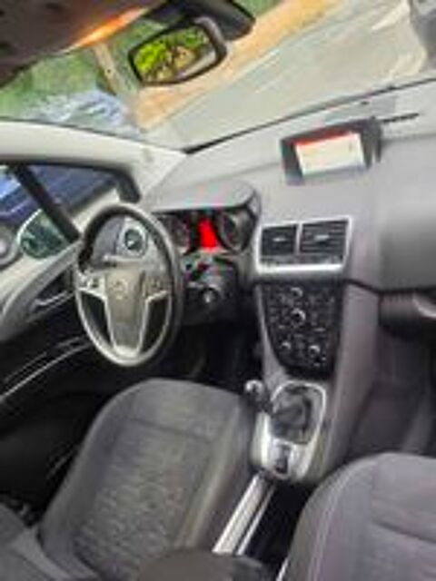 Meriva 1.6 CDTI - 110 ch Start/Stop Cosmo Pack 2016 occasion 92210 Saint-Cloud