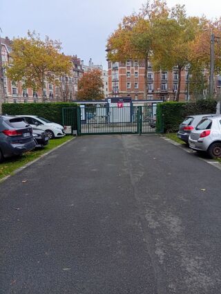  Parking / Garage � louer 12 m�